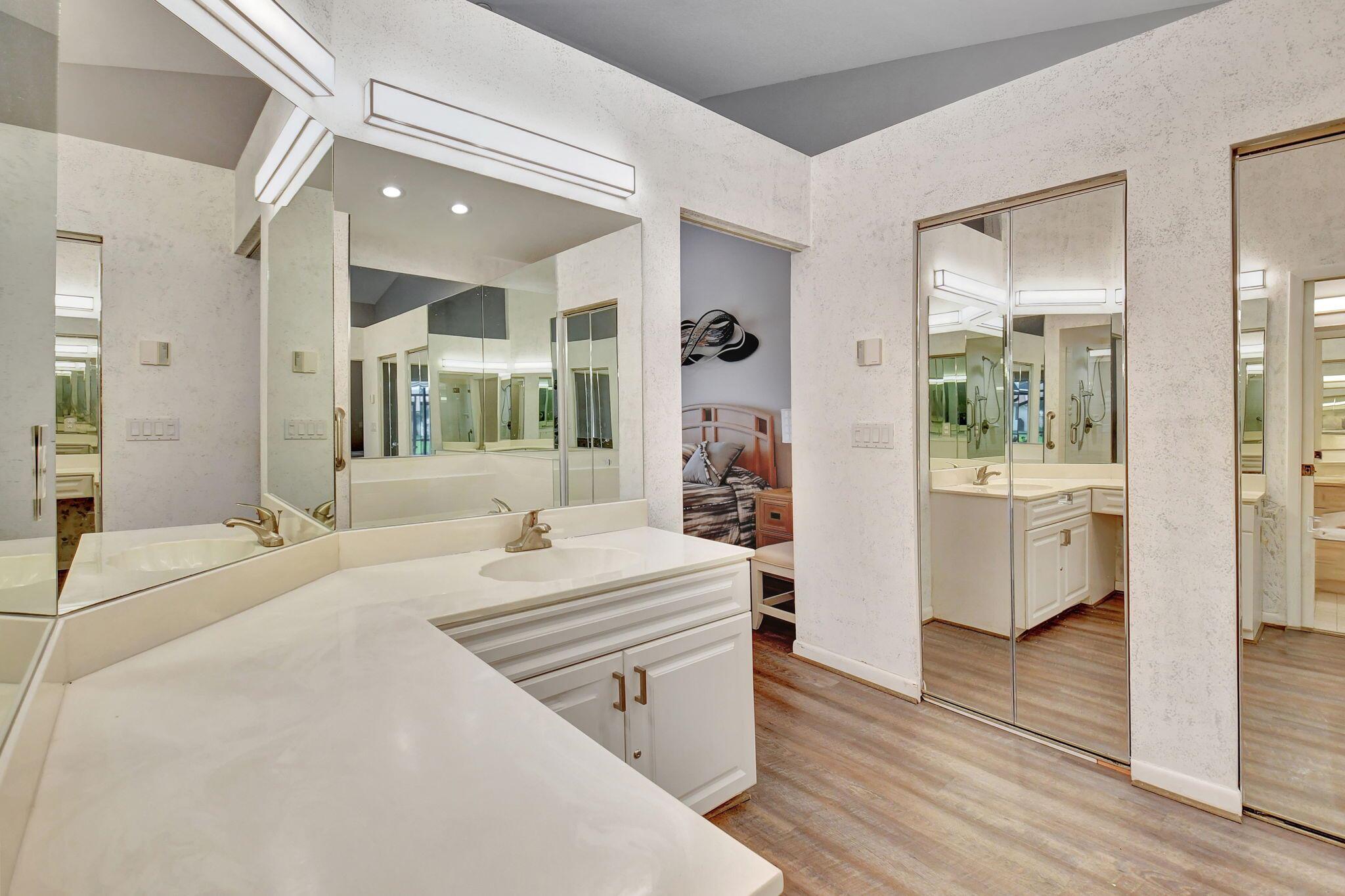 7200 Hearth Stone Avenue