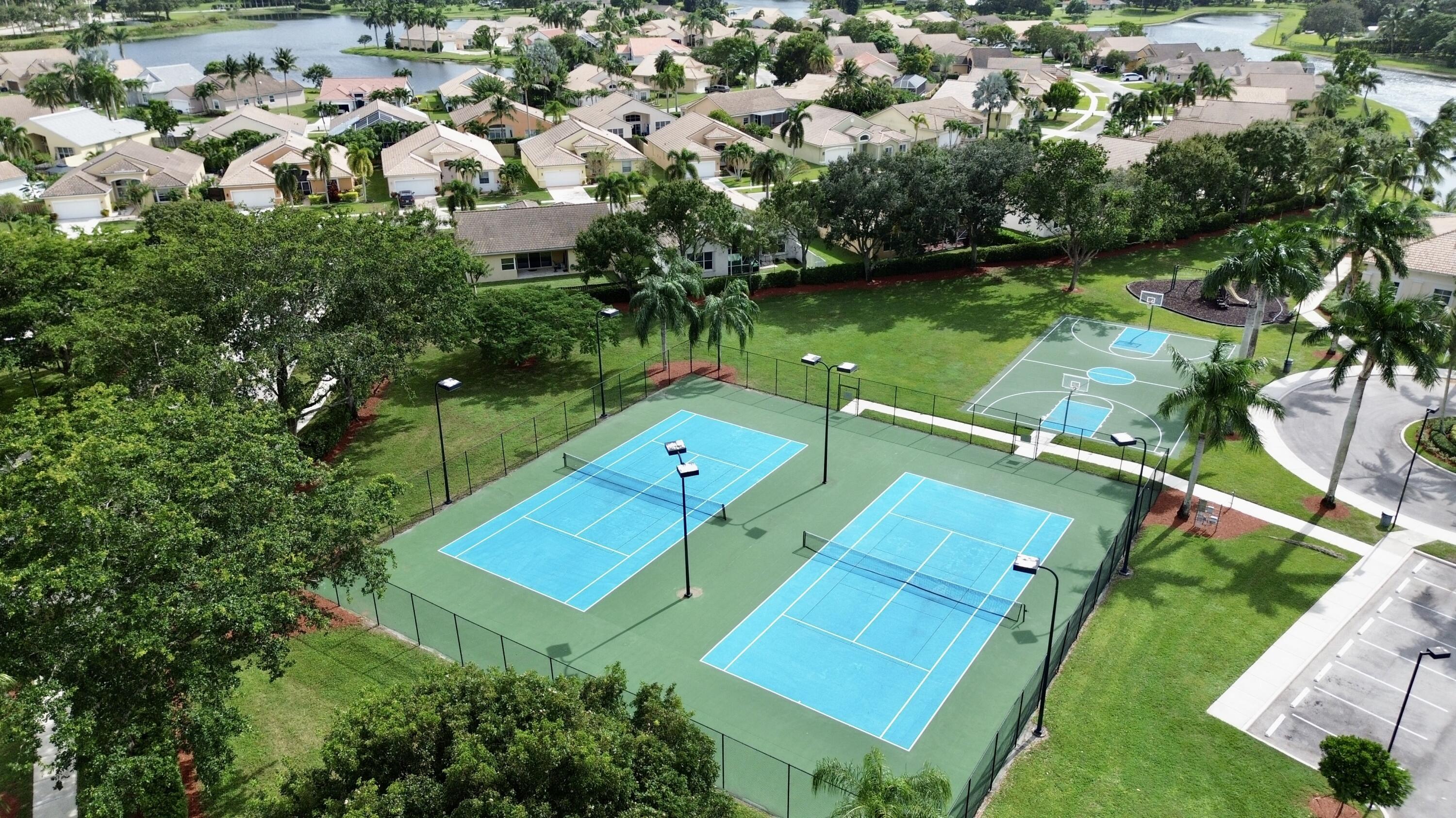 9517 Verona Lakes Blvd Boulevard