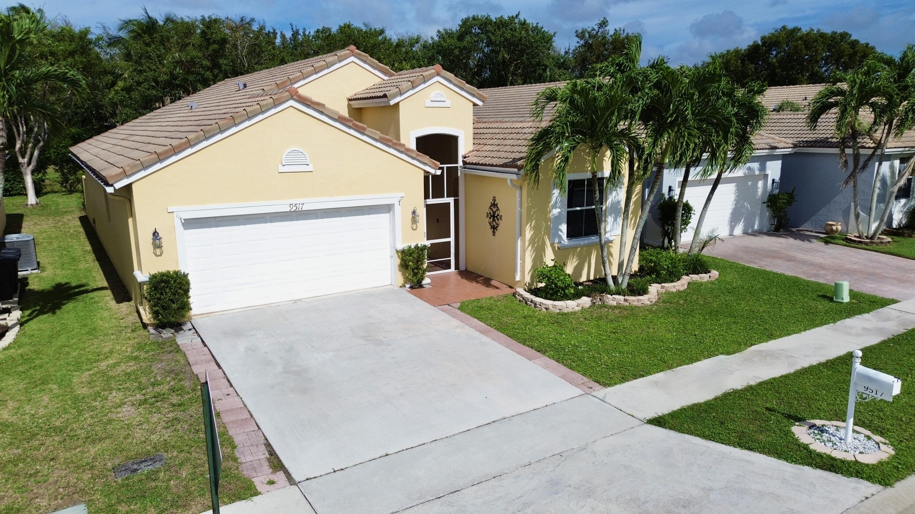 9517 Verona Lakes Blvd Boulevard