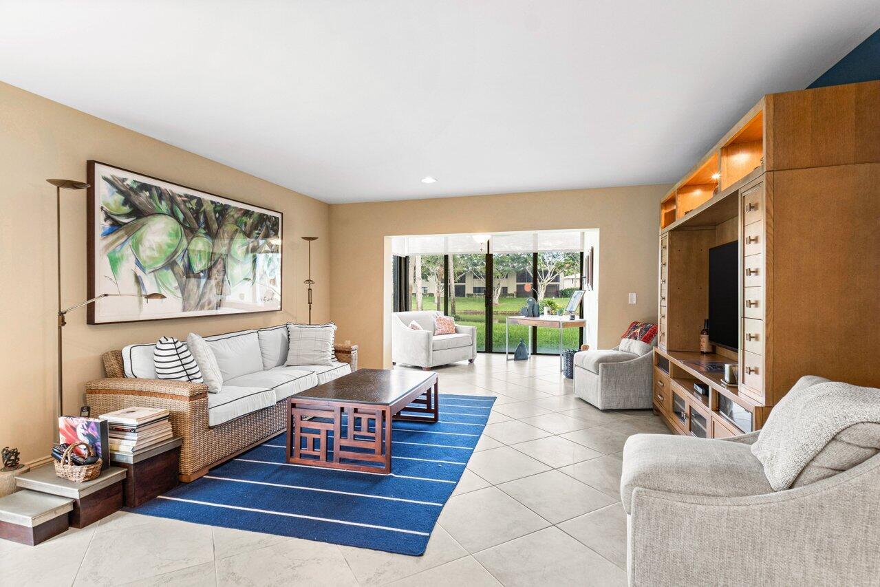 50 Stratford Lane W A