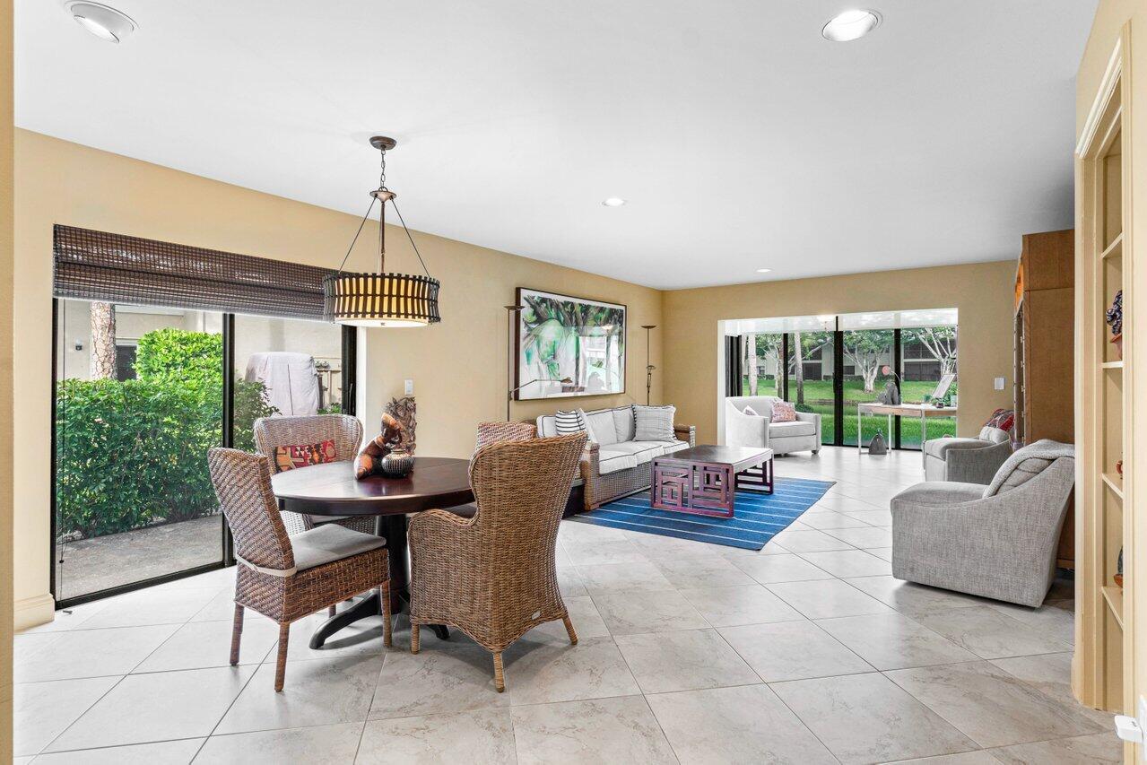 50 Stratford Lane W A