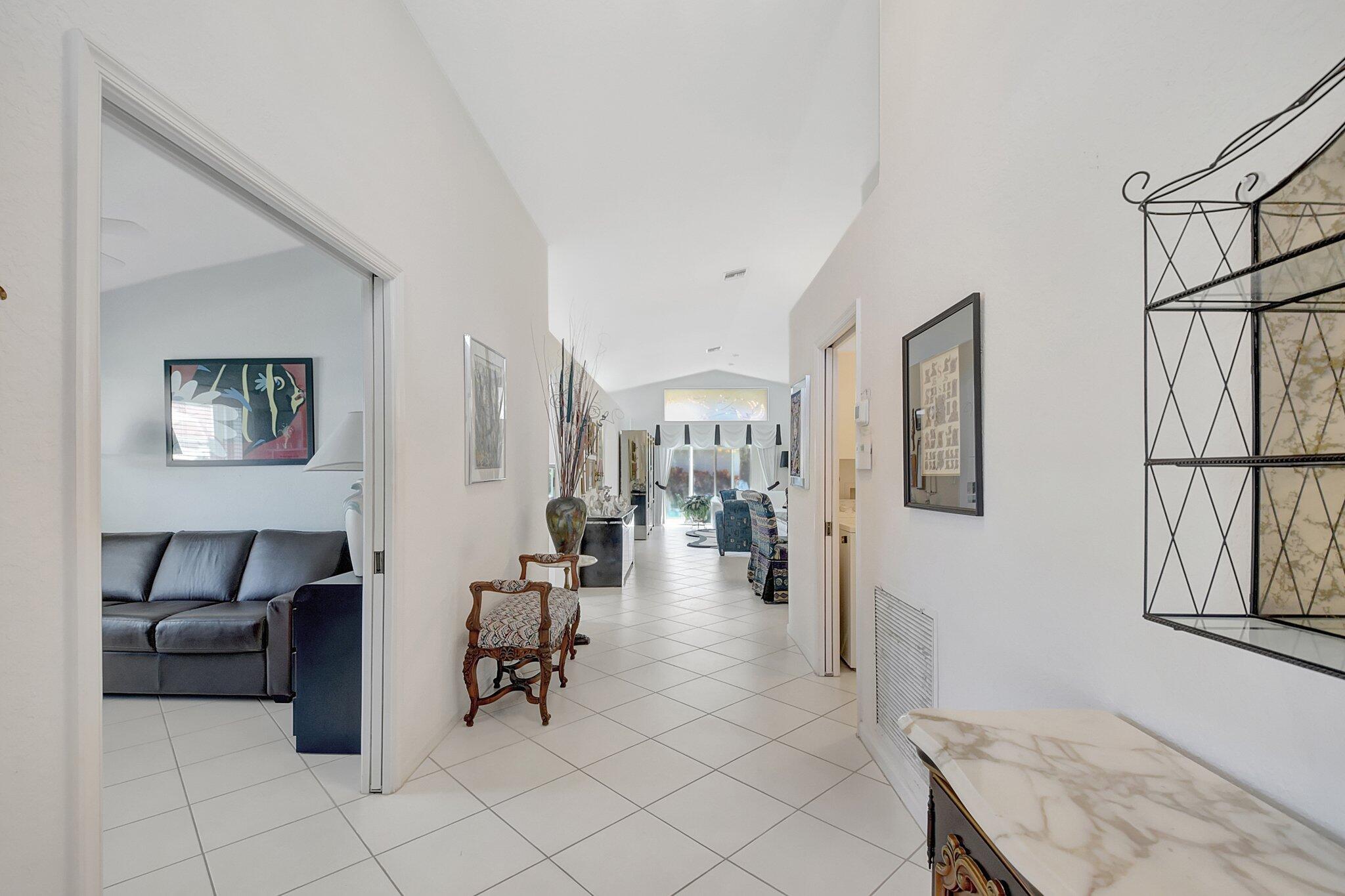 5946 Royal Isles Boulevard