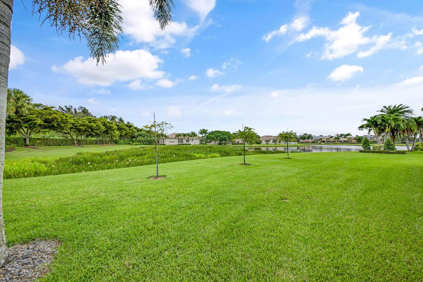 10648 Whitewind Circle, Boynton Beach