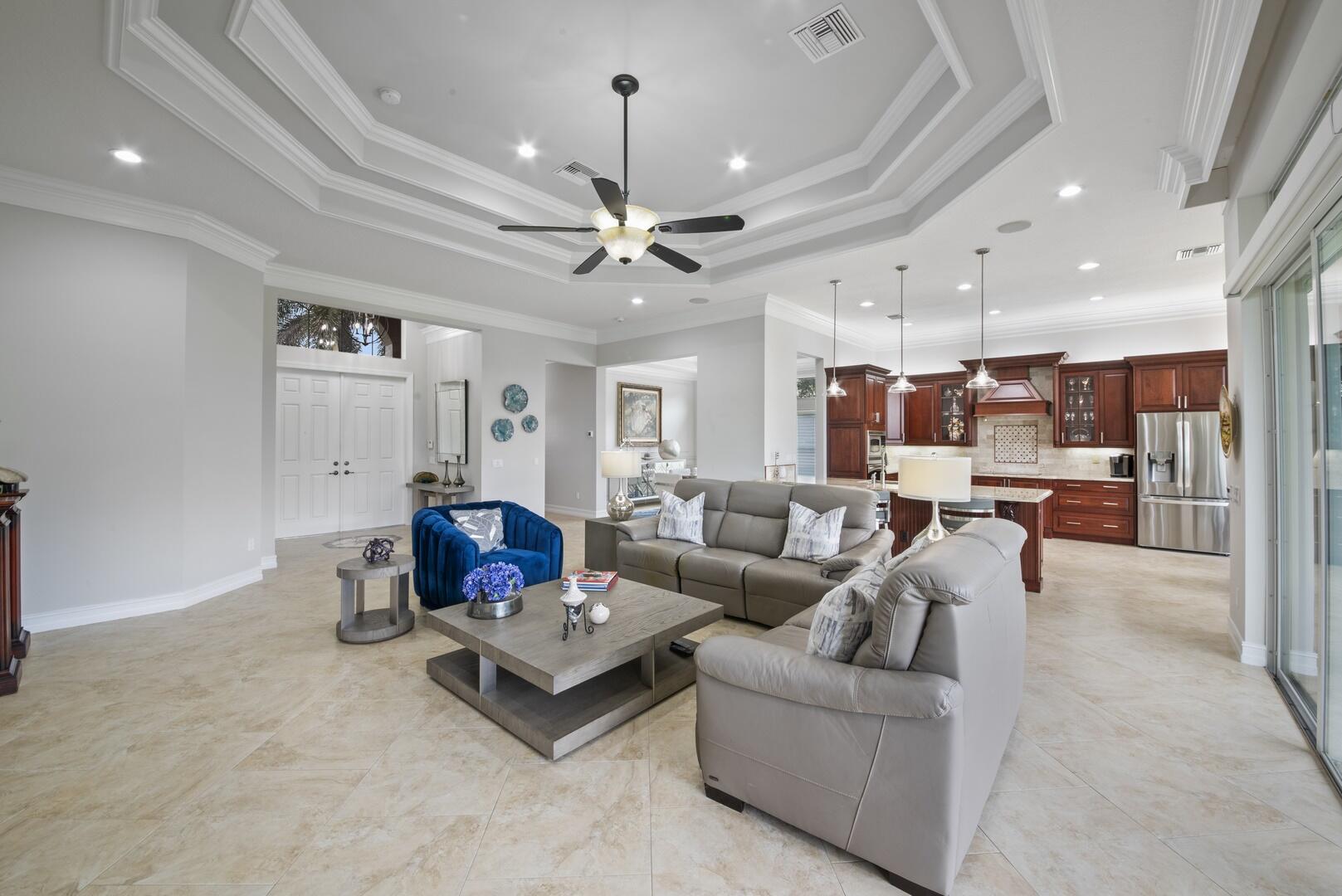 10648 Whitewind Circle, Boynton Beach