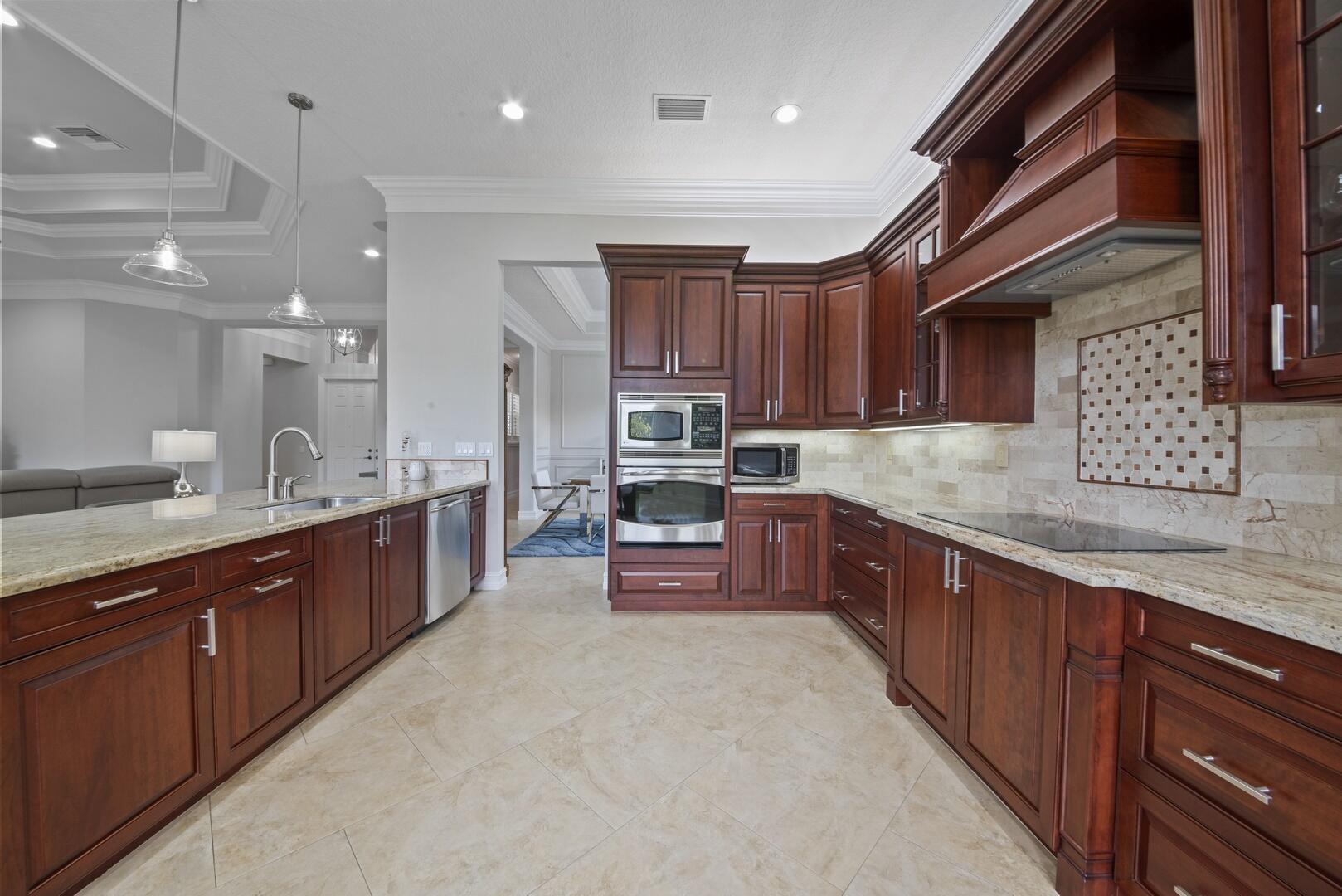 10648 Whitewind Circle, Boynton Beach