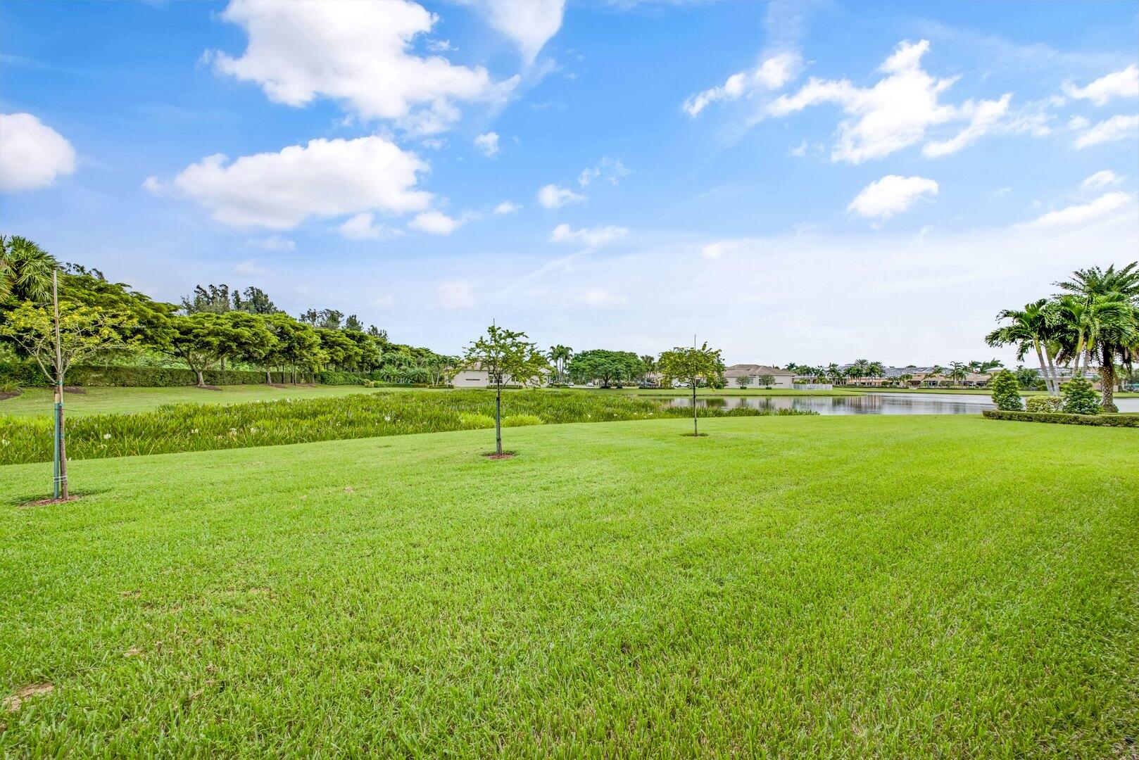 10648 Whitewind Circle, Boynton Beach