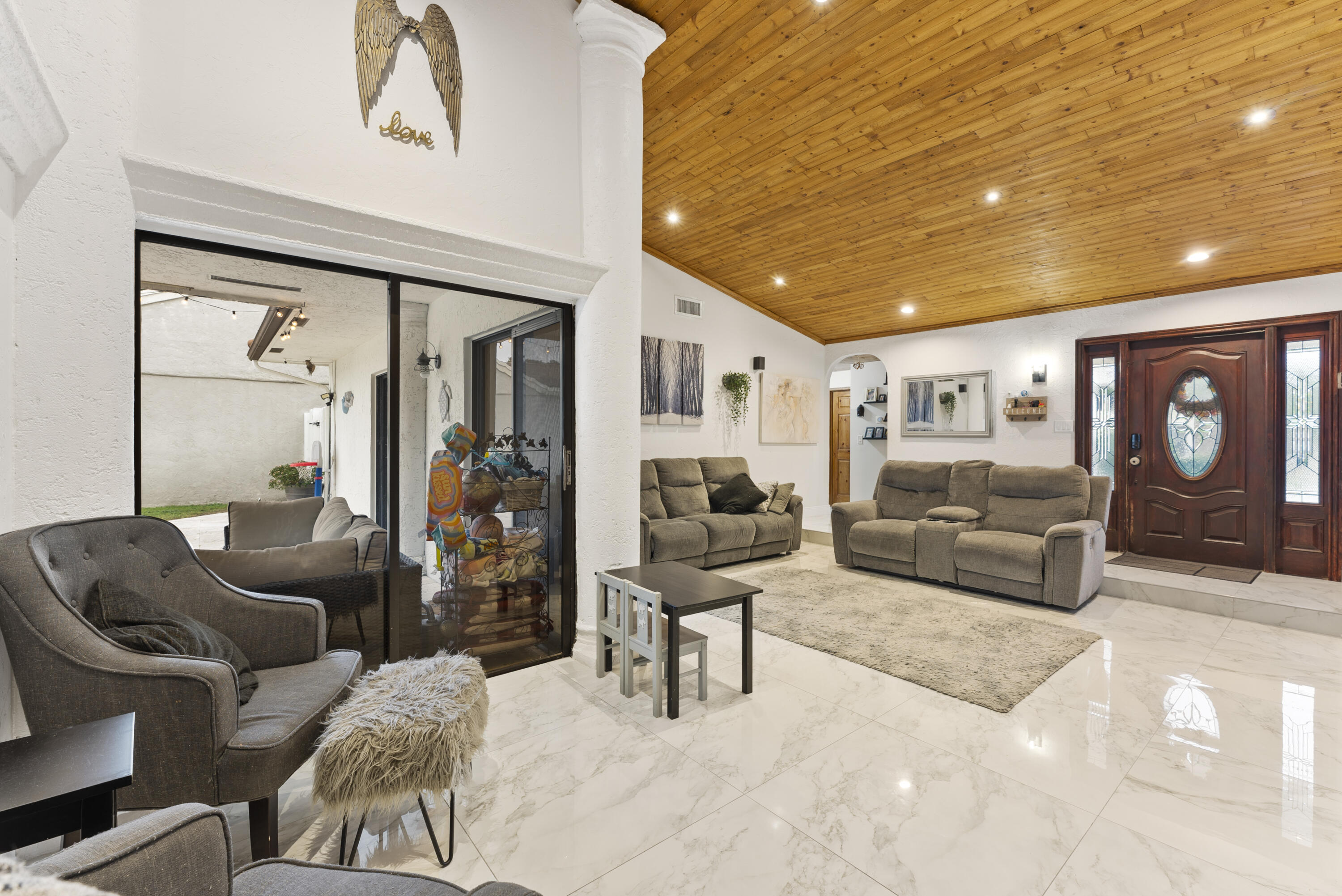 11627 Countryview Lane