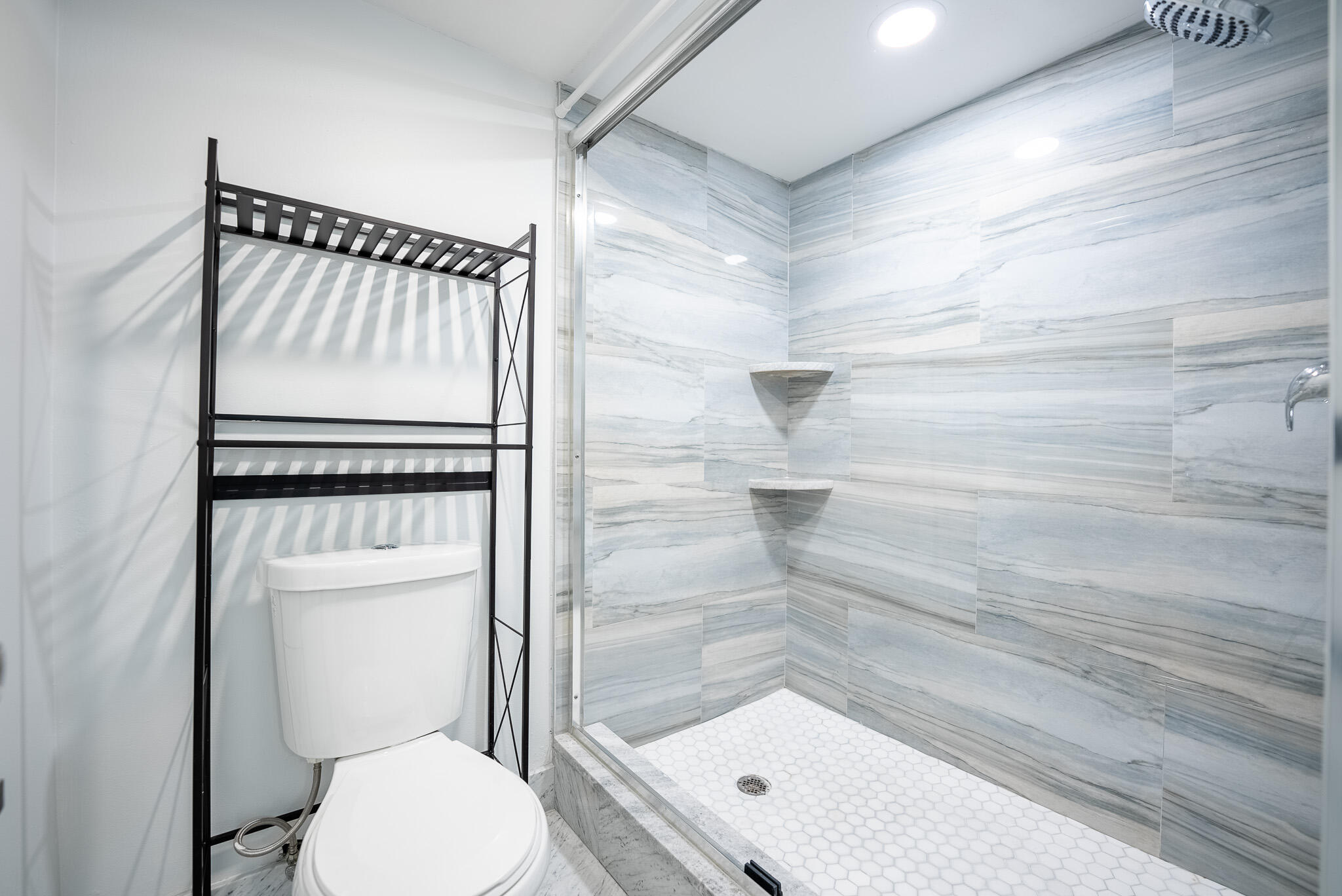 325 Palmwood Place 213