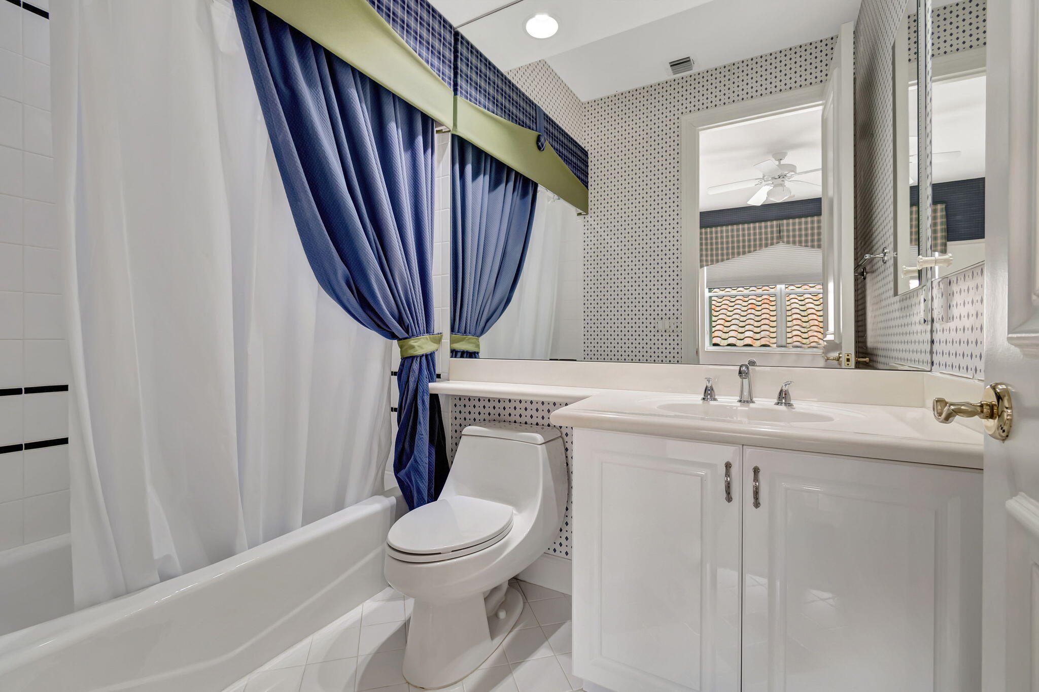 16332 Bristol Pointe Drive