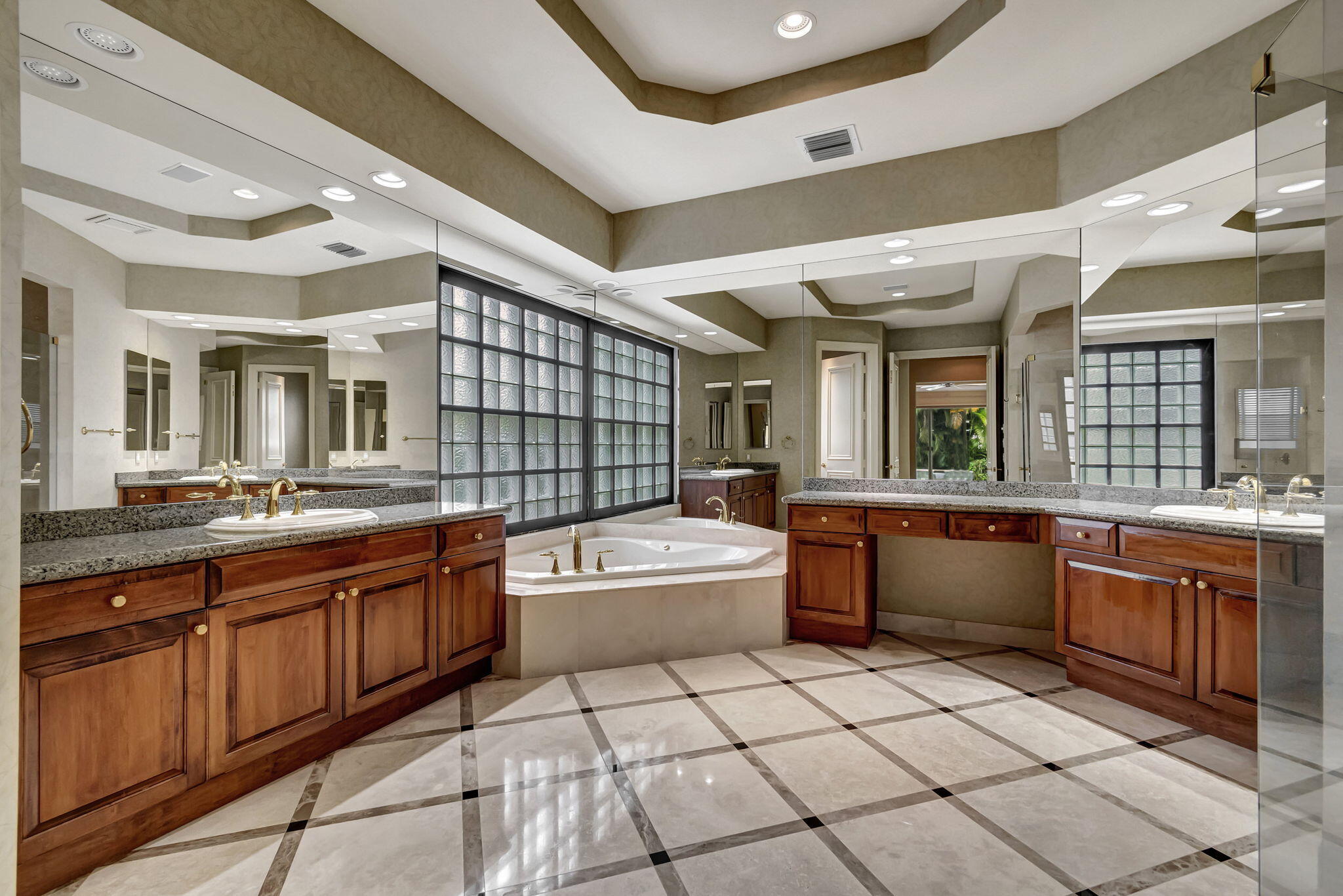 16332 Bristol Pointe Drive