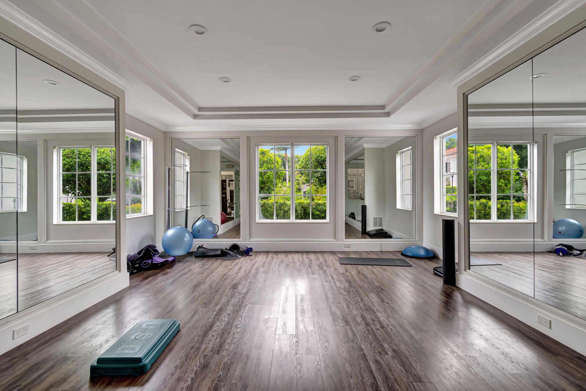 16332 Bristol Pointe Drive