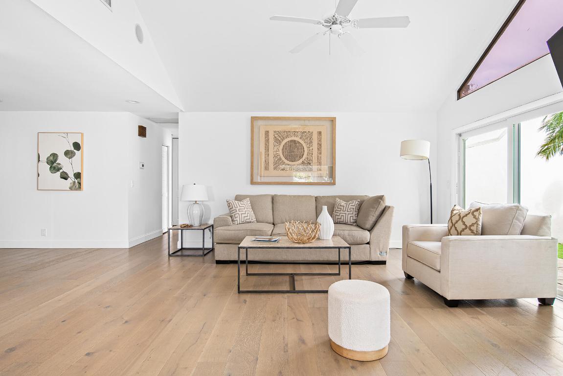 17012 Traverse Circle