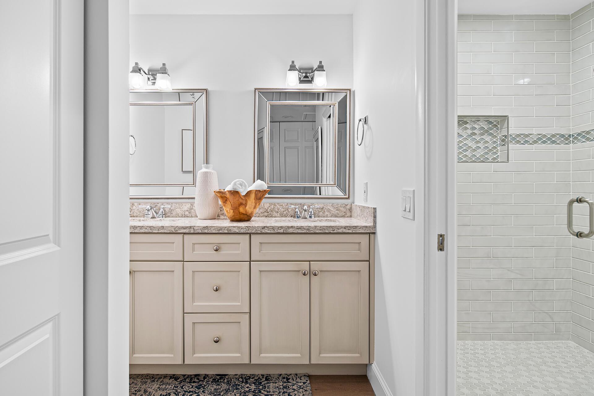 17012 Traverse Circle