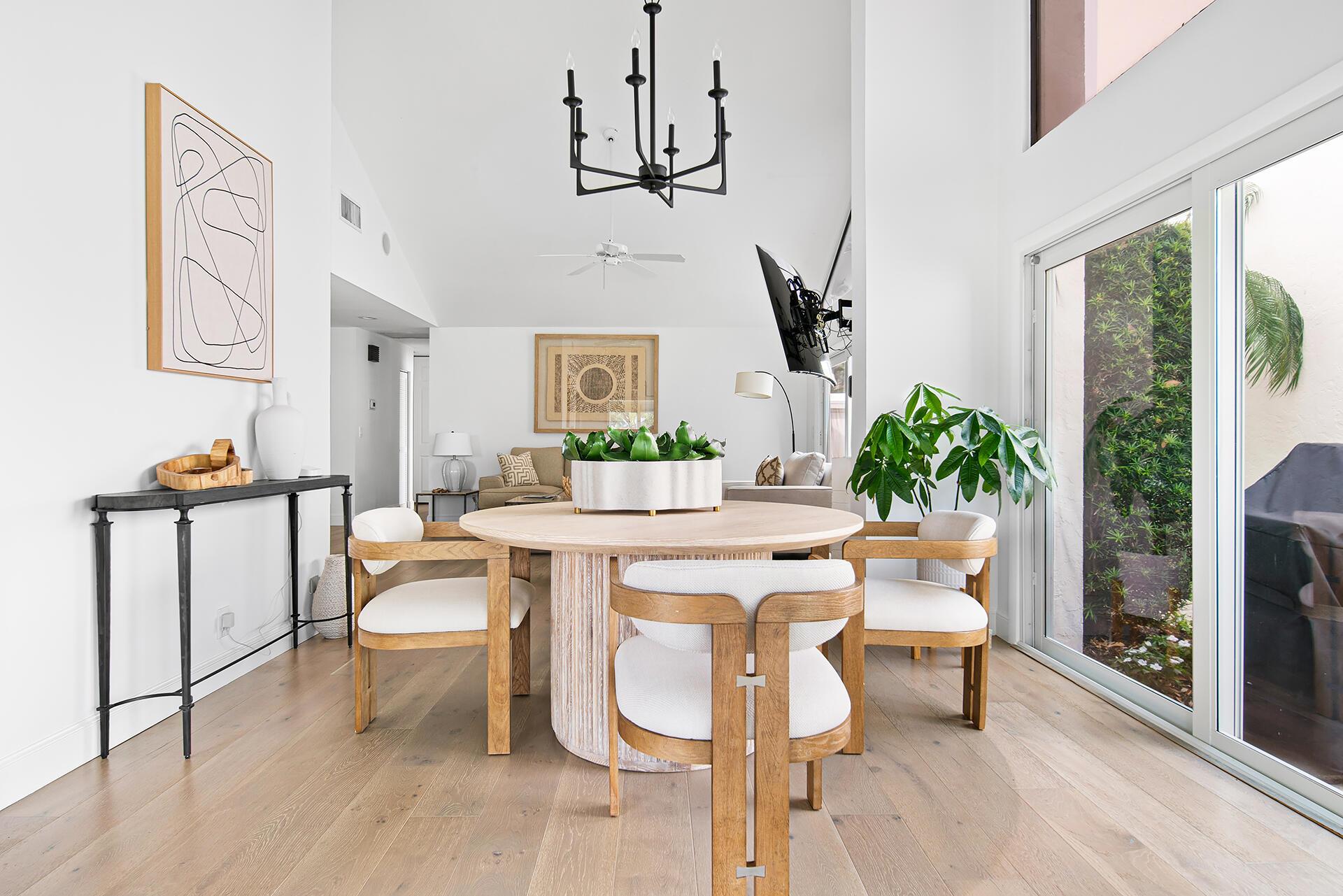 17012 Traverse Circle