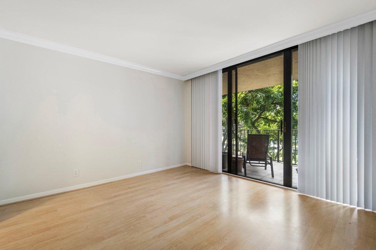 799 Jeffery Street 312