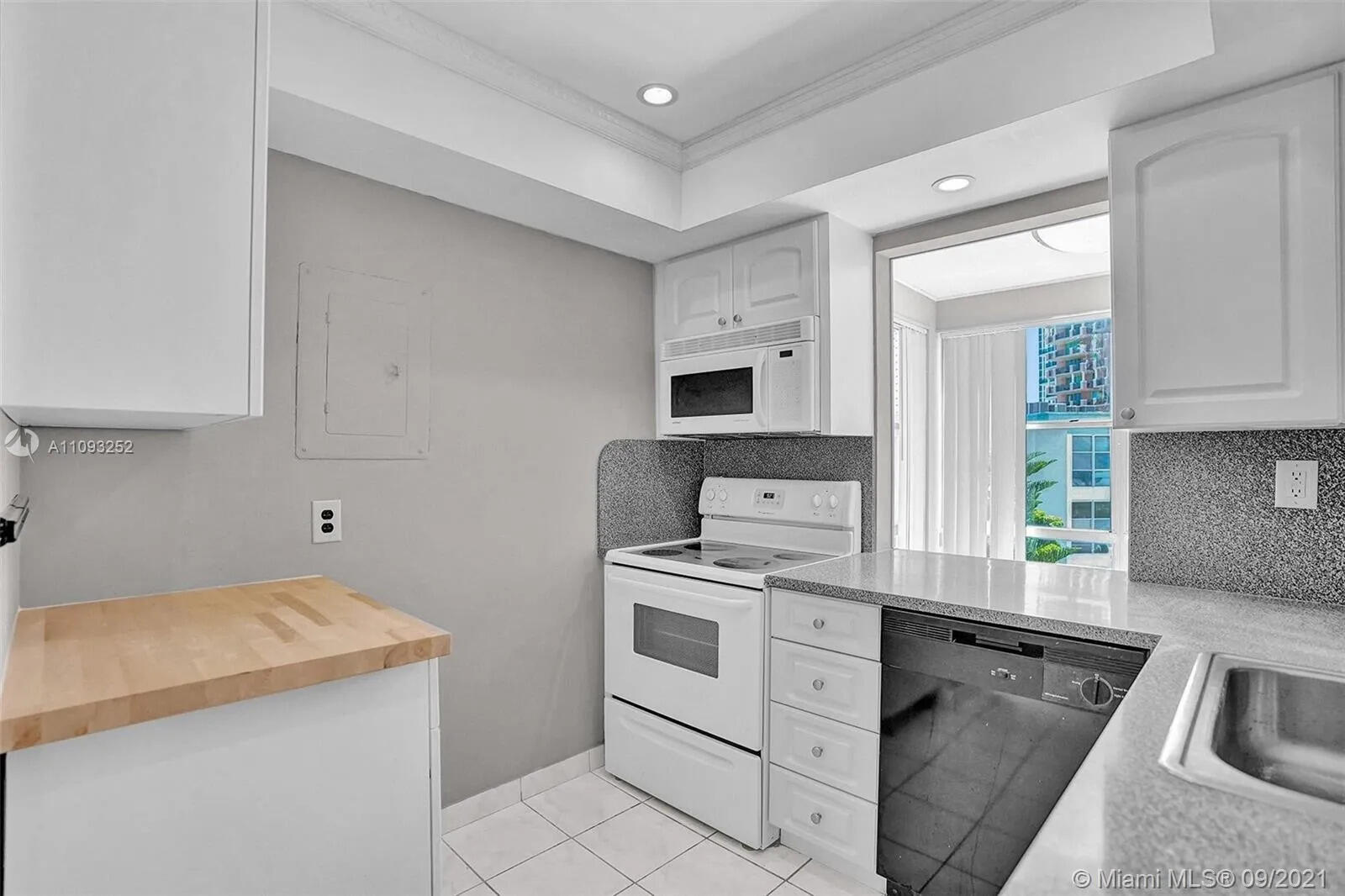 200 177th Drive 502, Sunny Isles Beach Unit: 502
