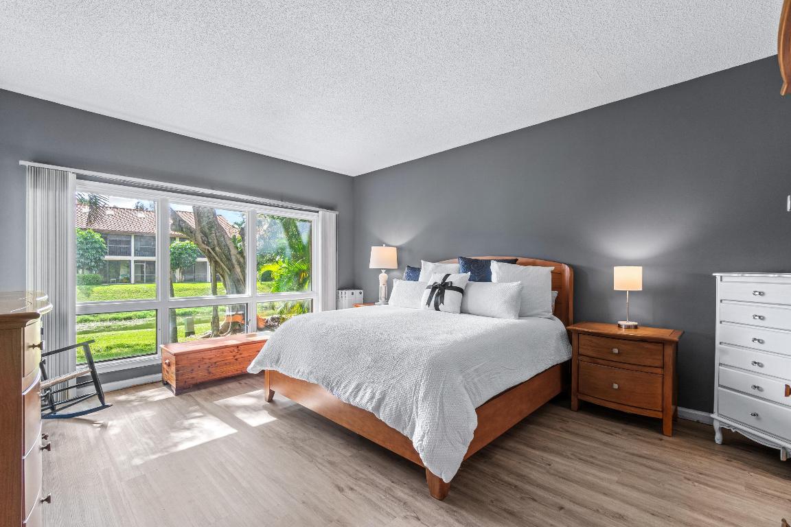 7926 Seville Place 2001, Boca Raton Unit: 2001