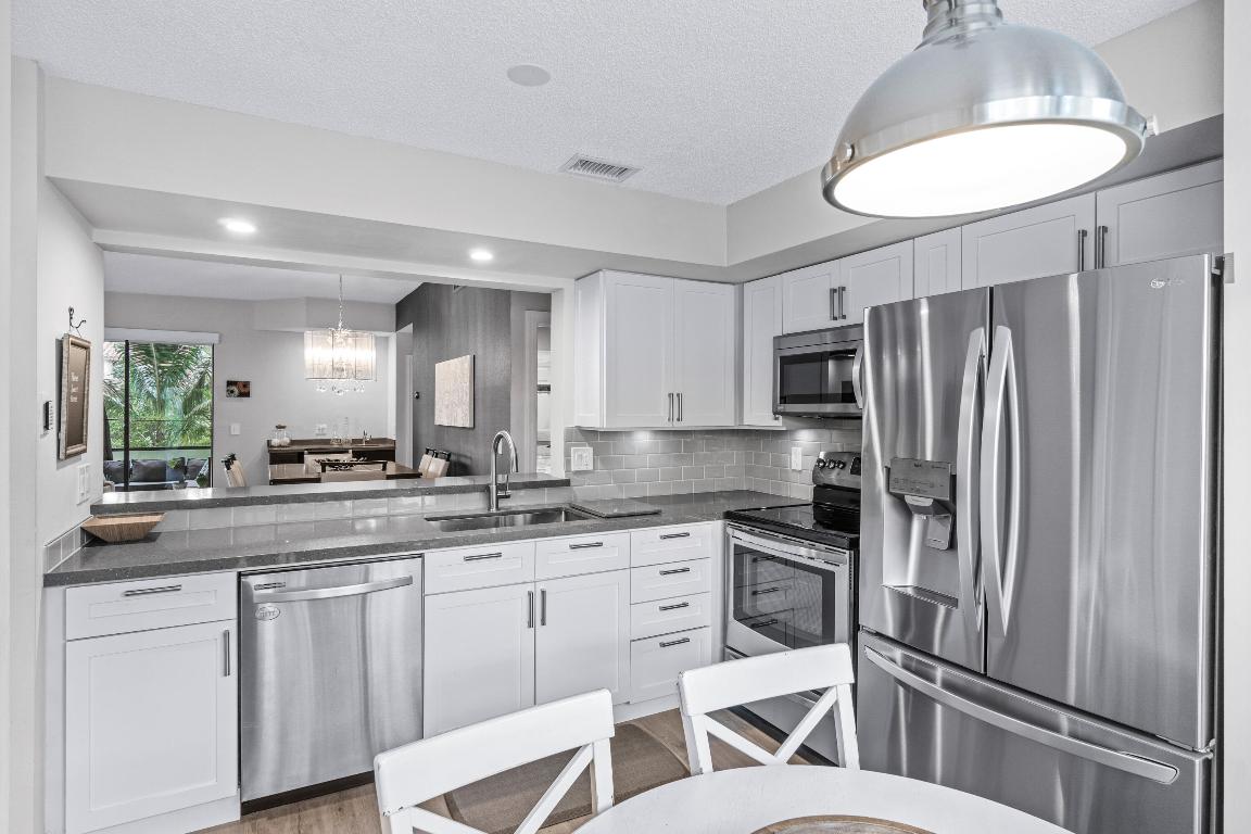 7926 Seville Place 2001, Boca Raton Unit: 2001