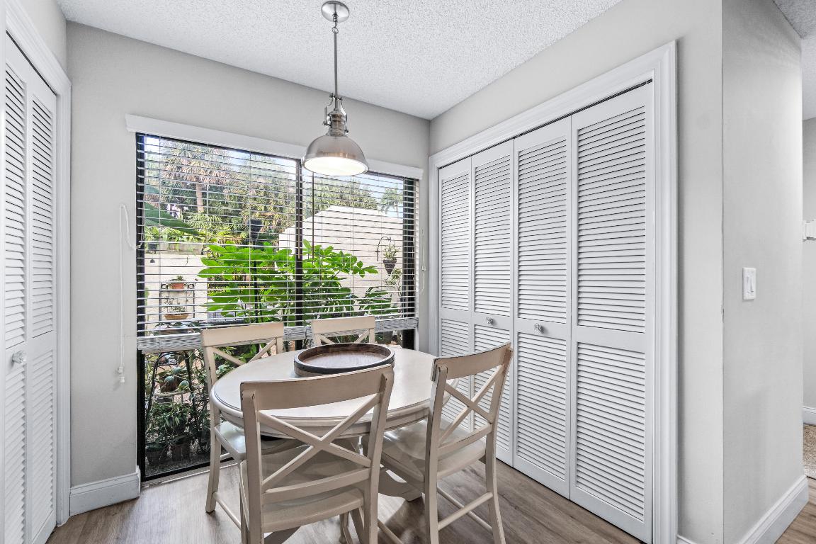 7926 Seville Place 2001, Boca Raton Unit: 2001