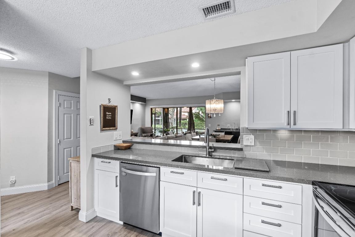 7926 Seville Place 2001, Boca Raton Unit: 2001