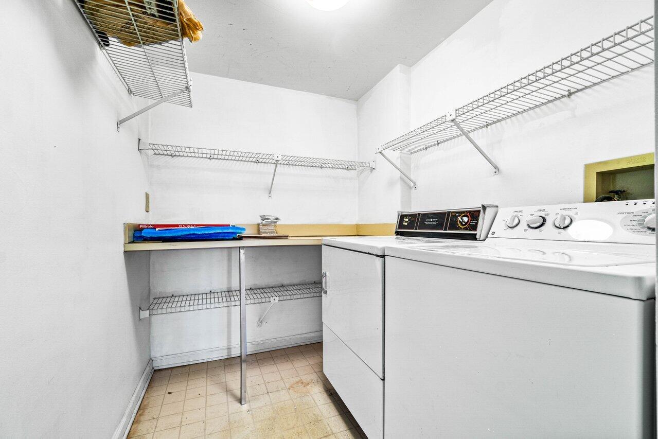 10667 W Clairmont Circle 301, Tamarac Unit: 301