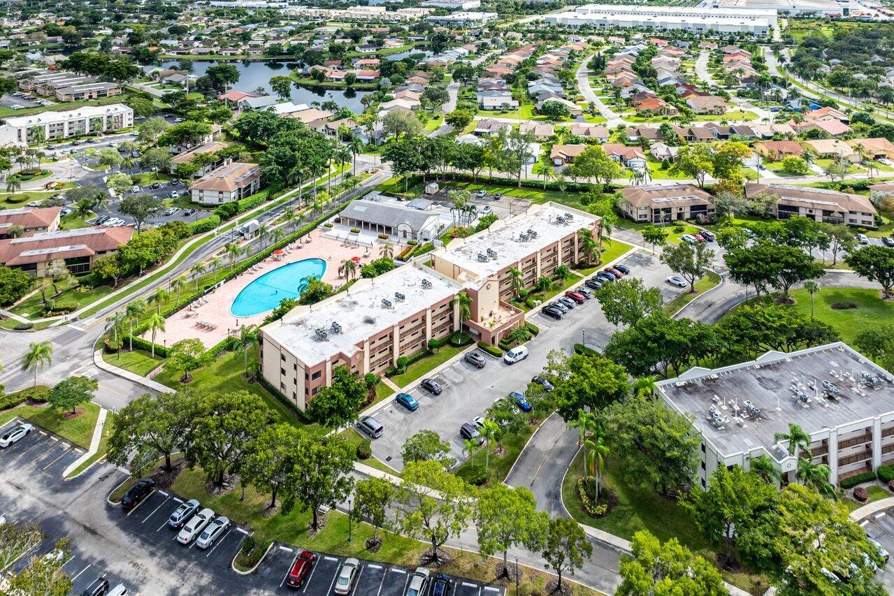 10667 W Clairmont Circle 301, Tamarac Unit: 301