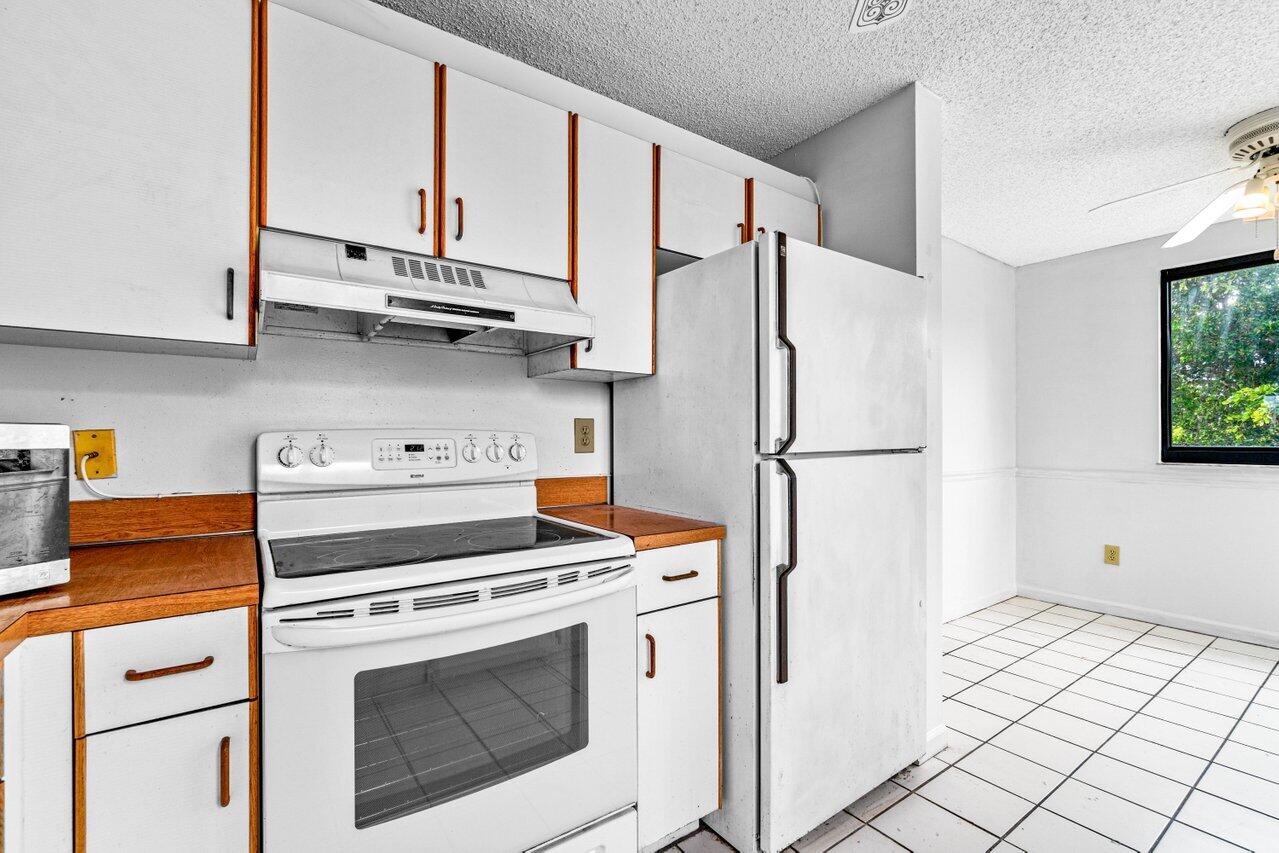 10667 W Clairmont Circle 301, Tamarac Unit: 301