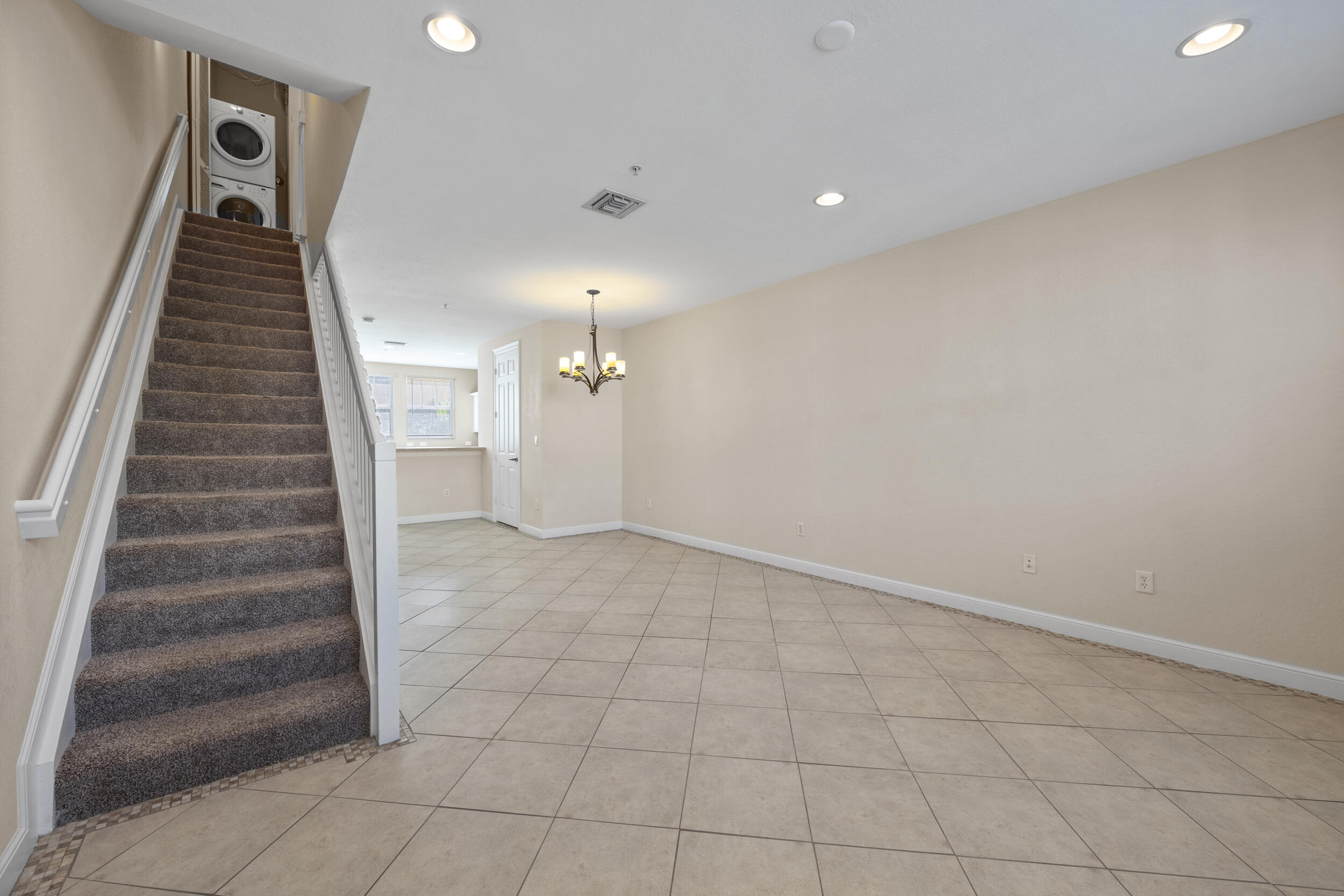 433 Amador Lane 4