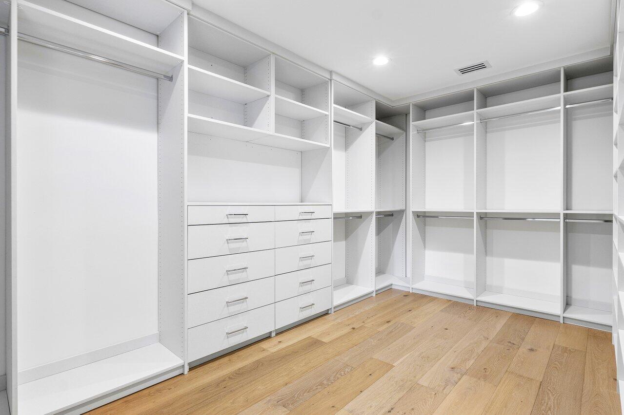 12525 Oak Arbor Lane