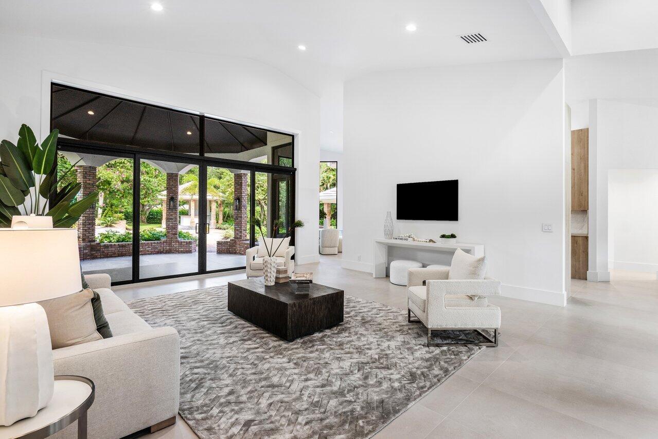 12525 Oak Arbor Lane