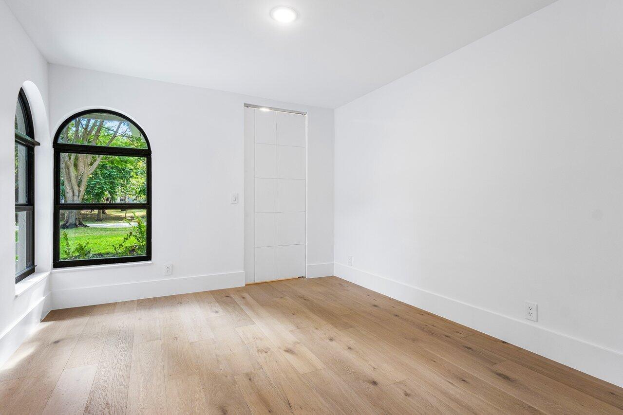 12525 Oak Arbor Lane