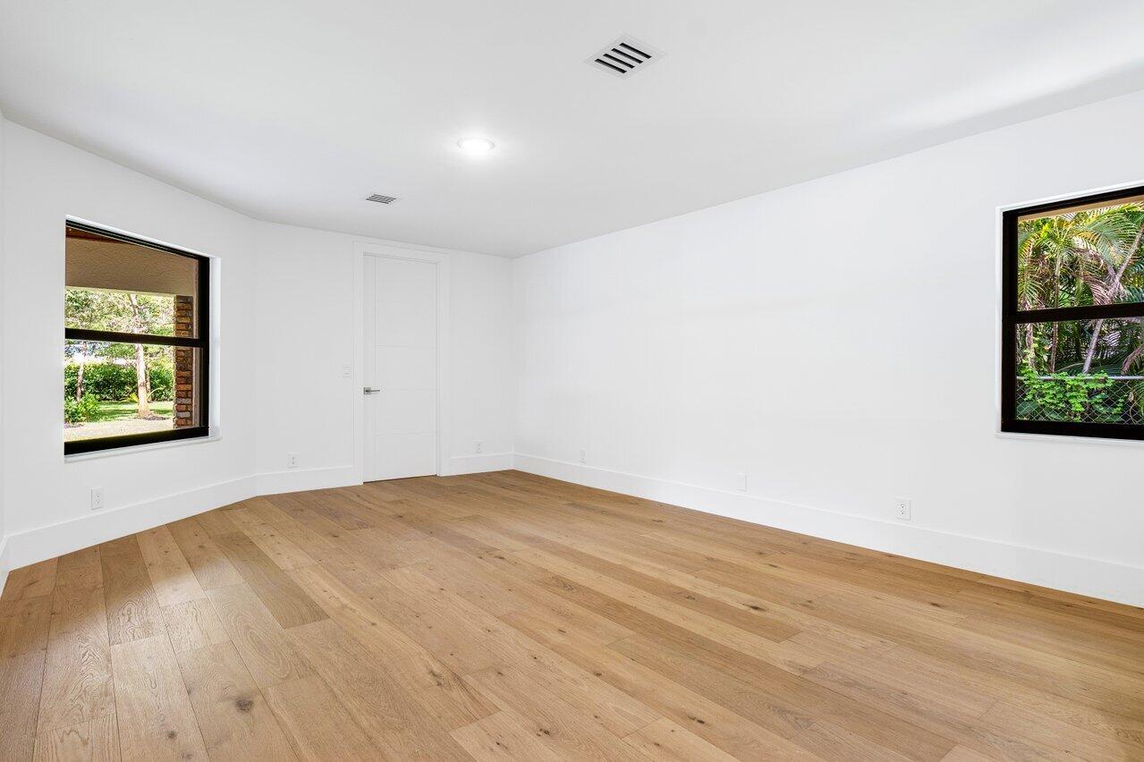 12525 Oak Arbor Lane