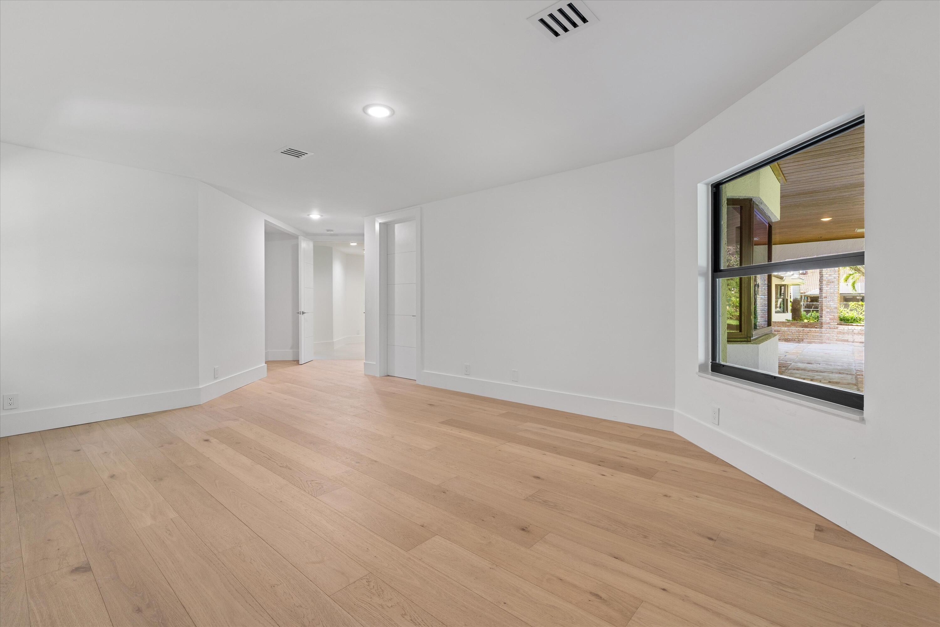 12525 Oak Arbor Lane