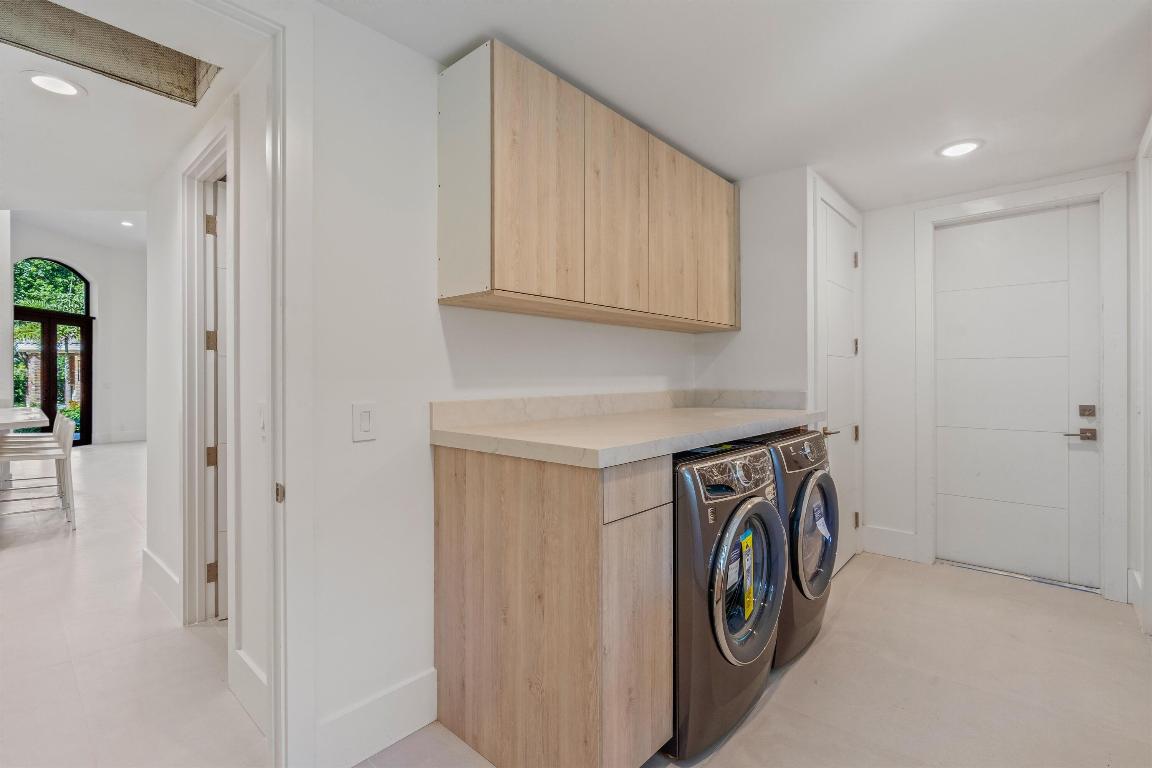 12525 Oak Arbor Lane