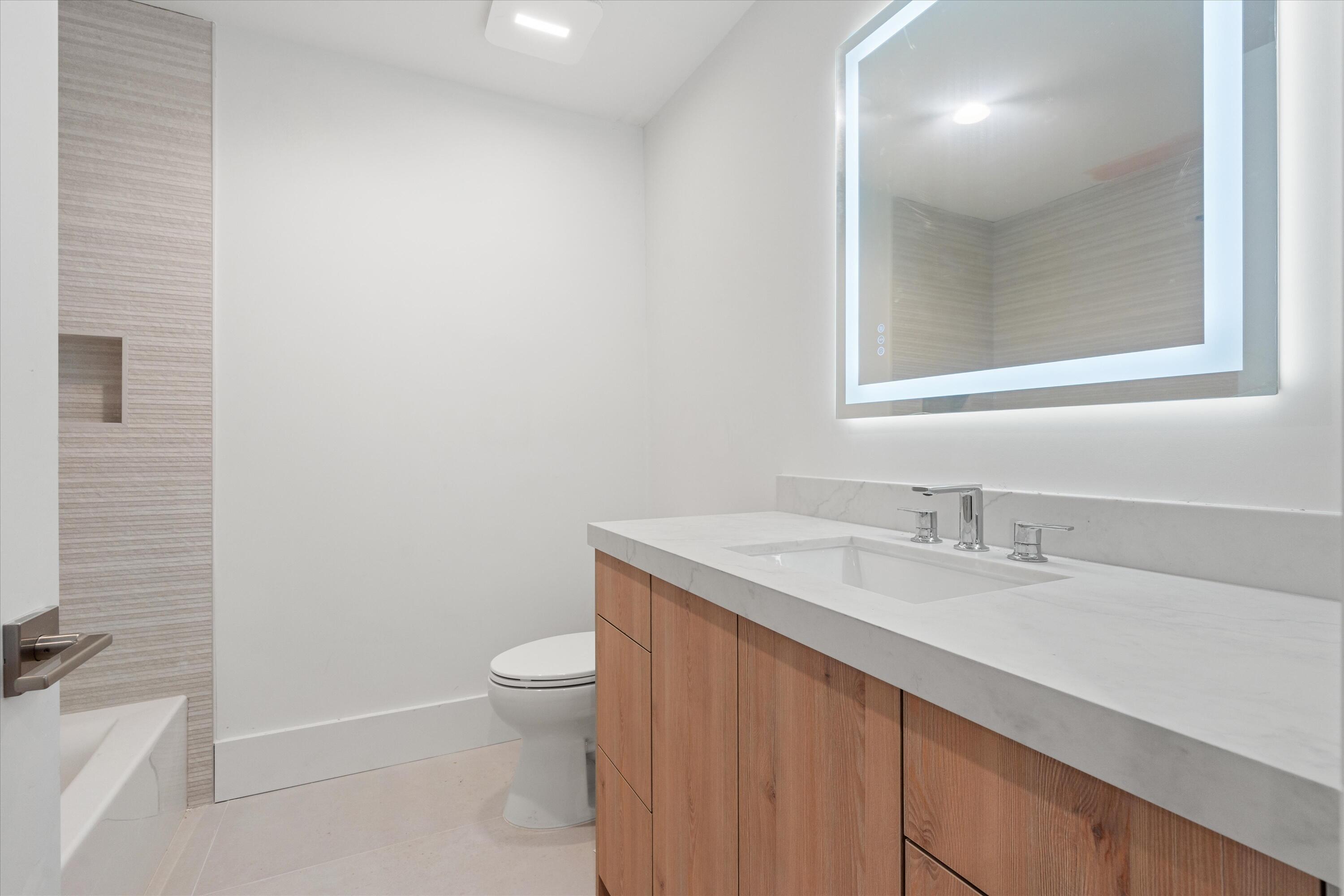 12525 Oak Arbor Lane