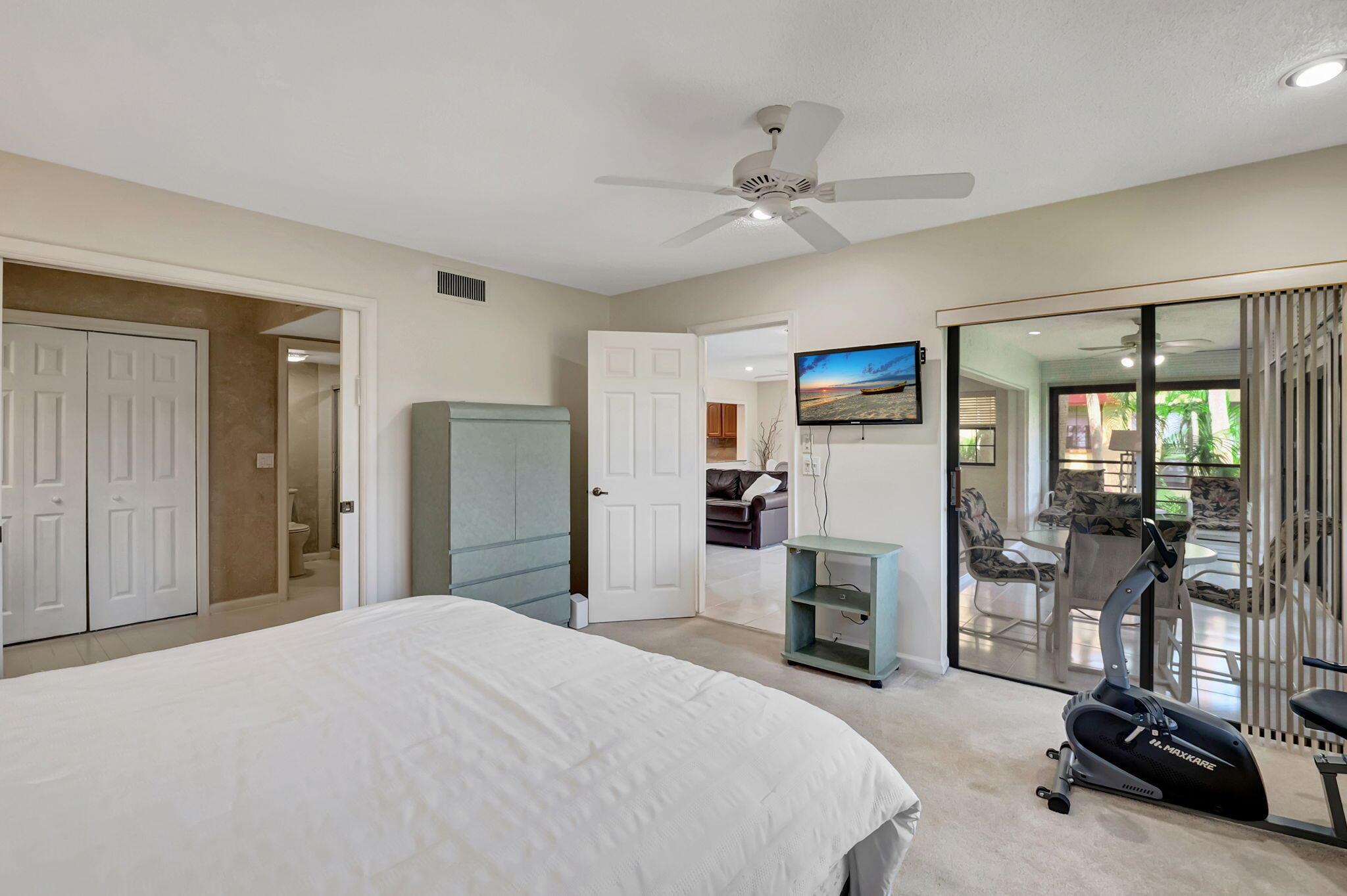 6450 Aspen Glen Circle