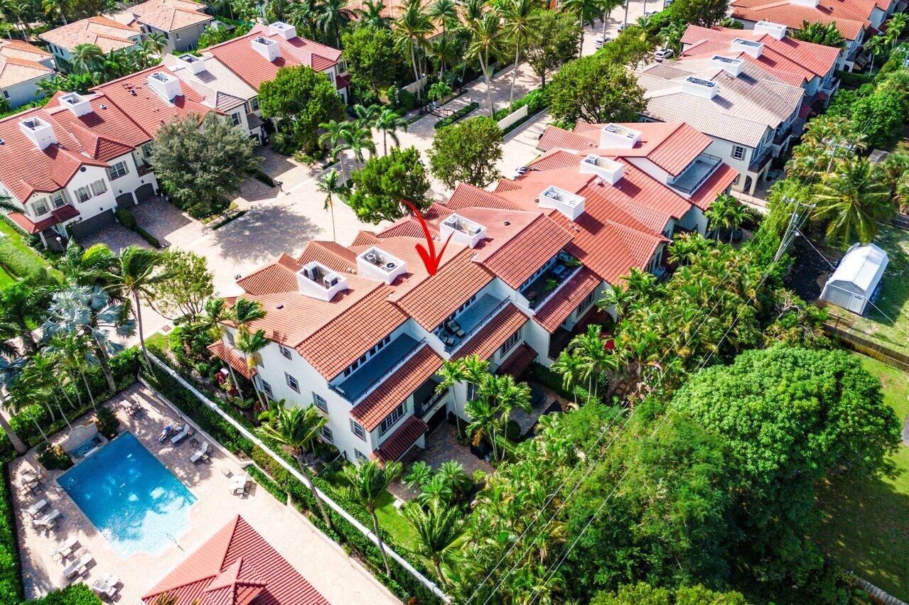 833 Estuary Way