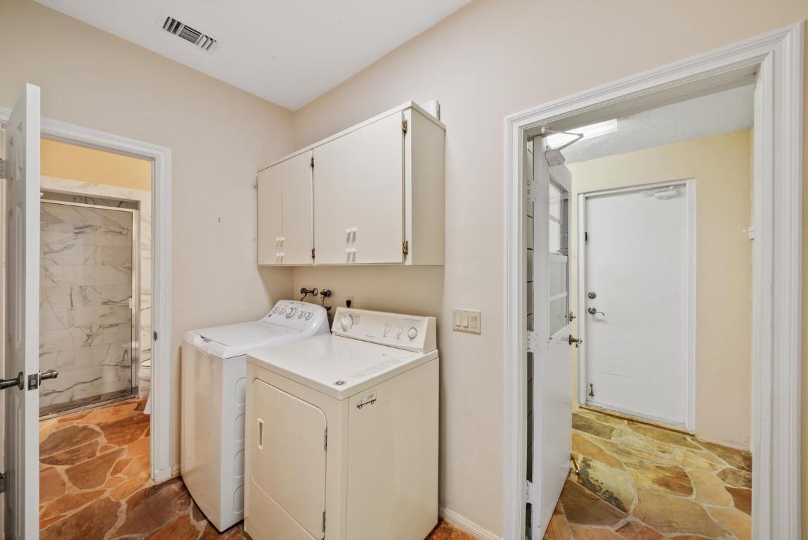 35 Curlew Road, Manalapan