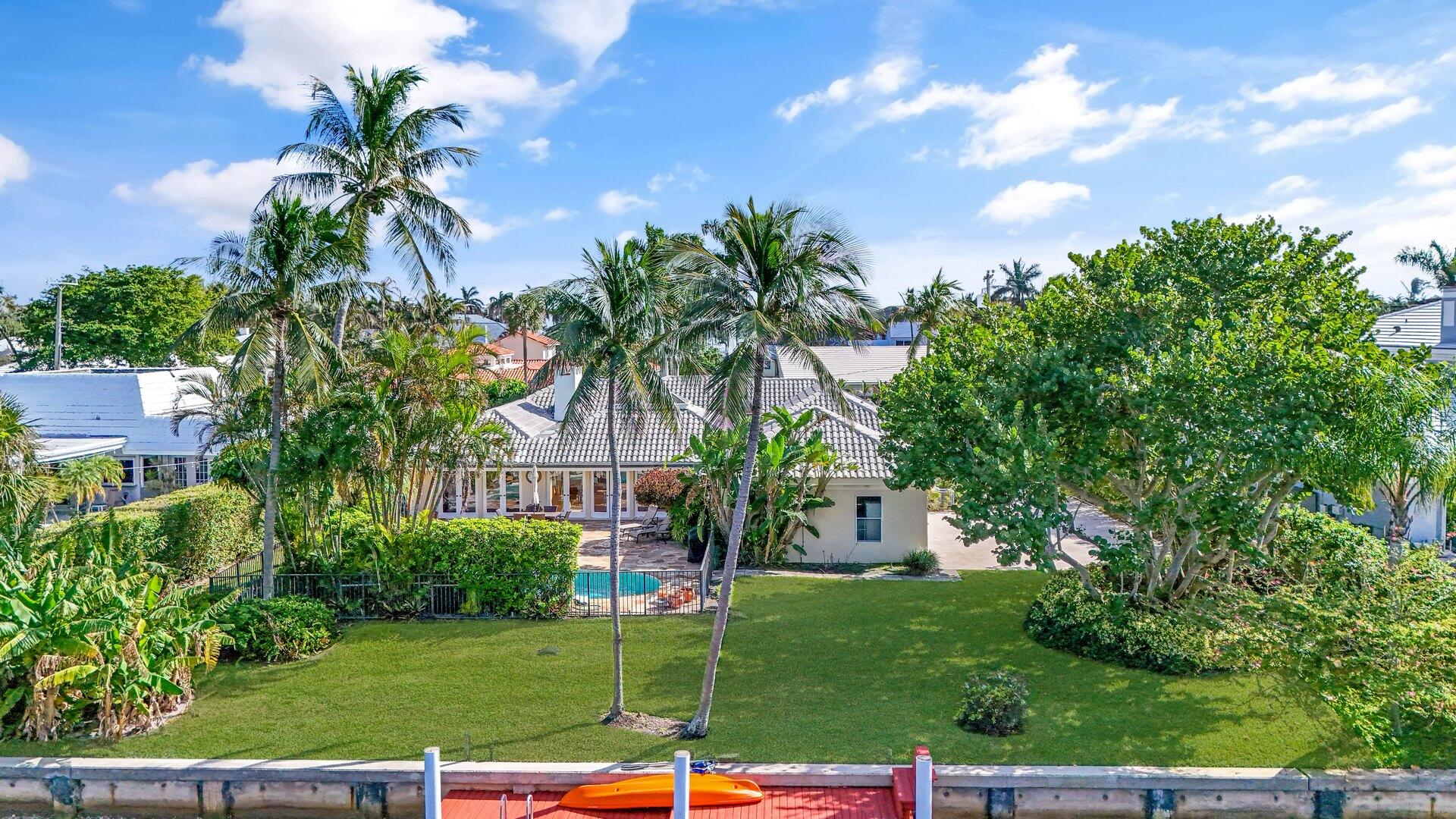 35 Curlew Road, Manalapan