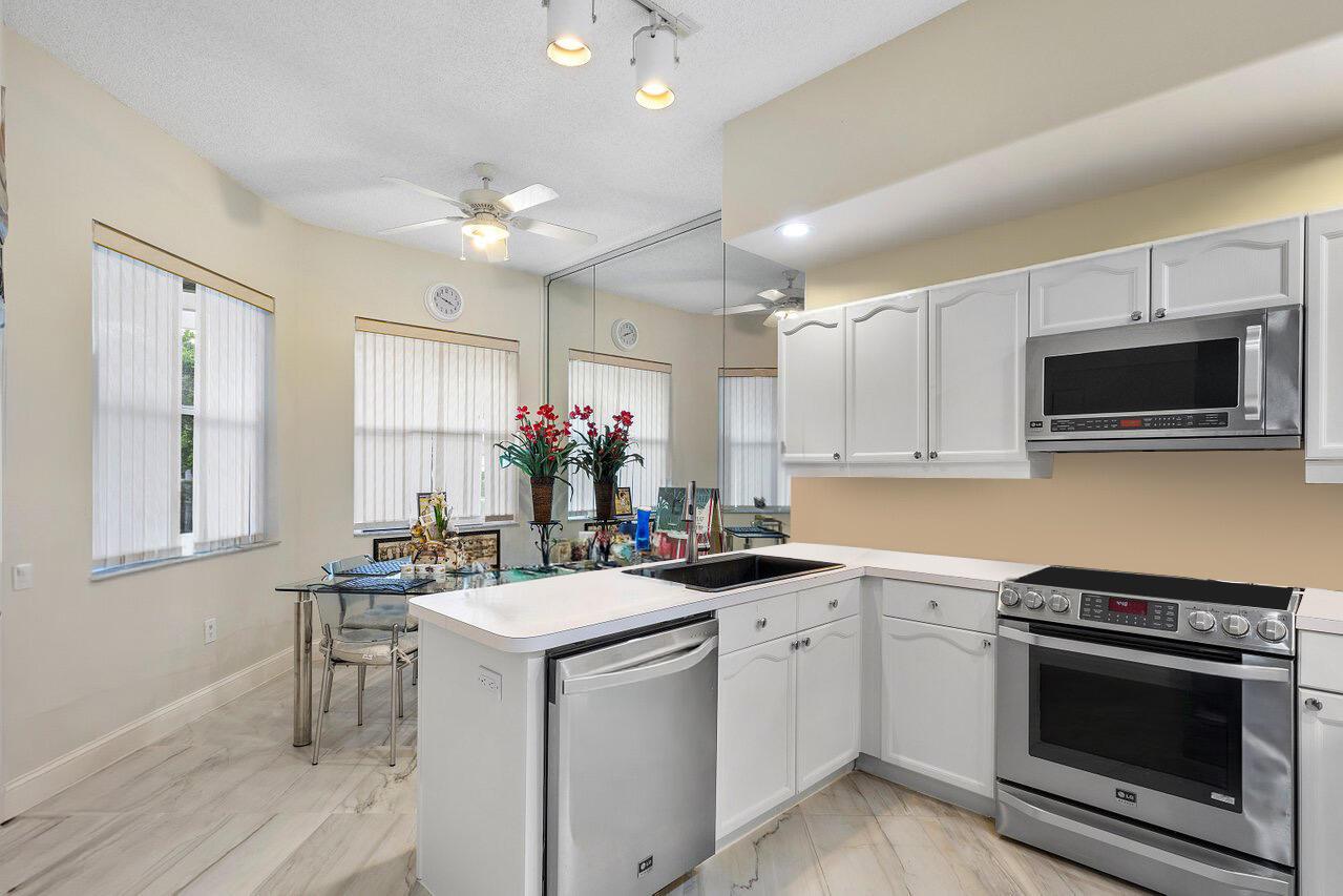 2464 NW 59th Street 1104
