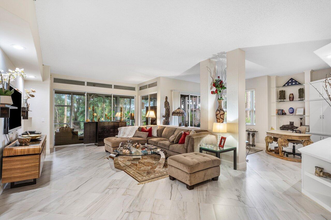 2464 NW 59th Street 1104