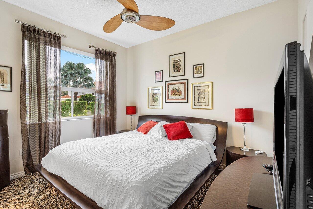 2464 NW 59th Street 1104