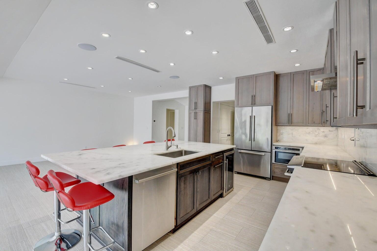 784 NE 71st Street
