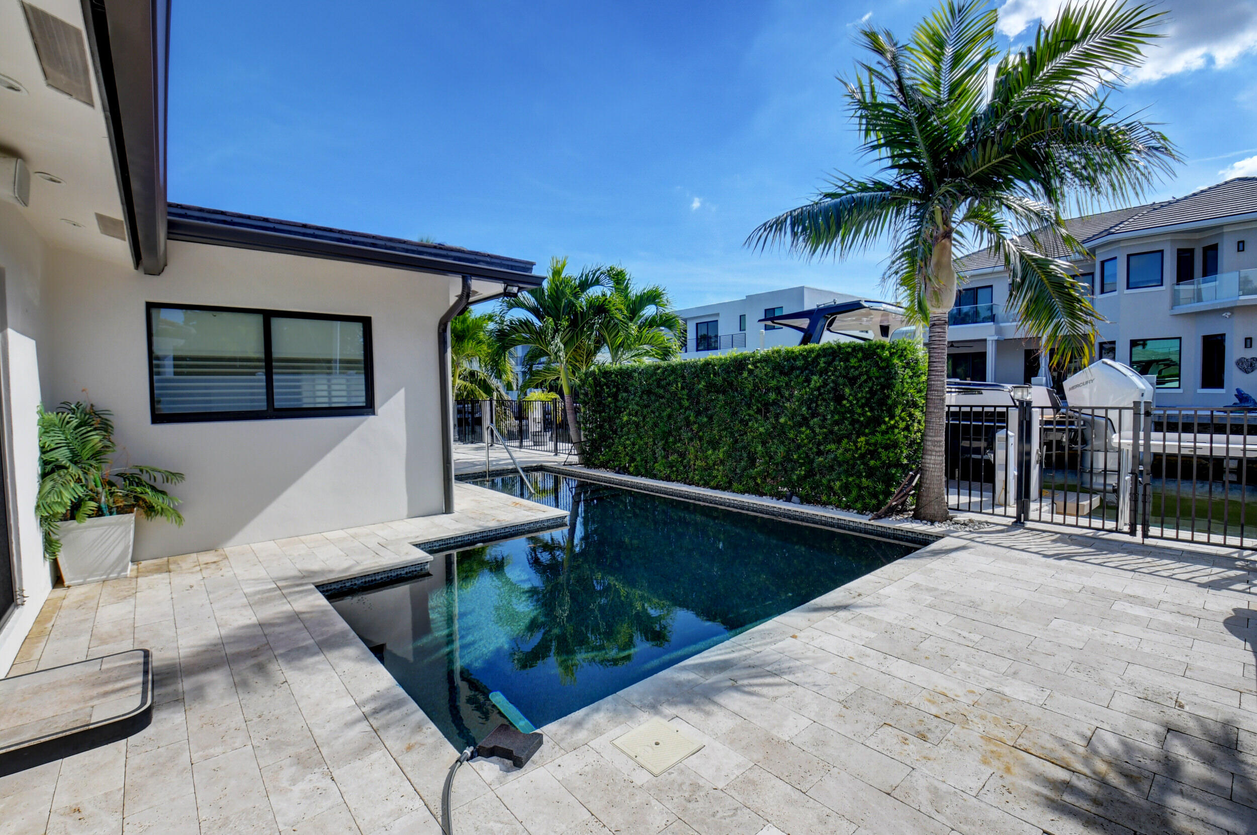784 NE 71st Street