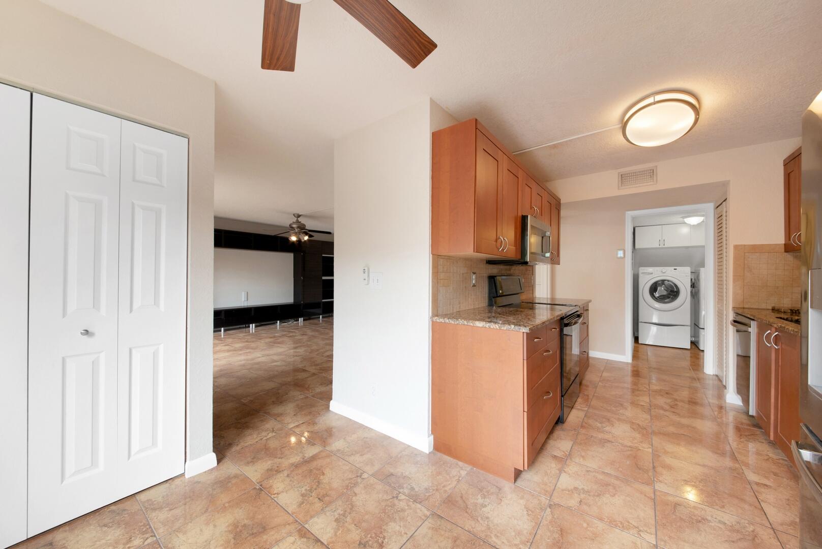 2206 NW 39th Avenue, Coconut Creek