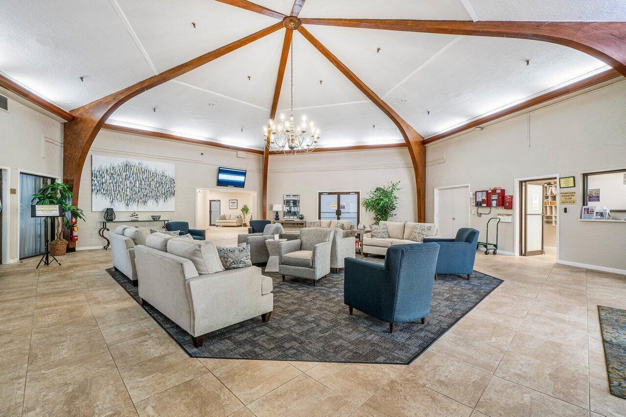 6768 10th Avenue N 202, Lake Worth Unit: 202