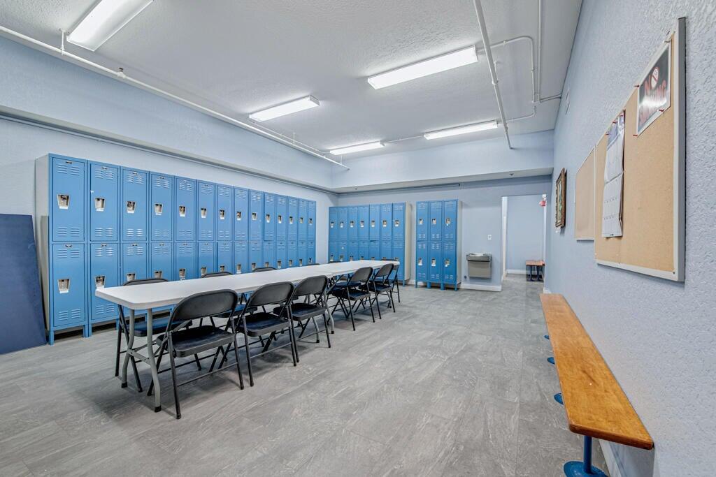 6768 10th Avenue N 202, Lake Worth Unit: 202