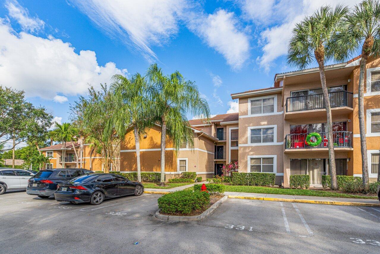 9001 Wiles Road 201