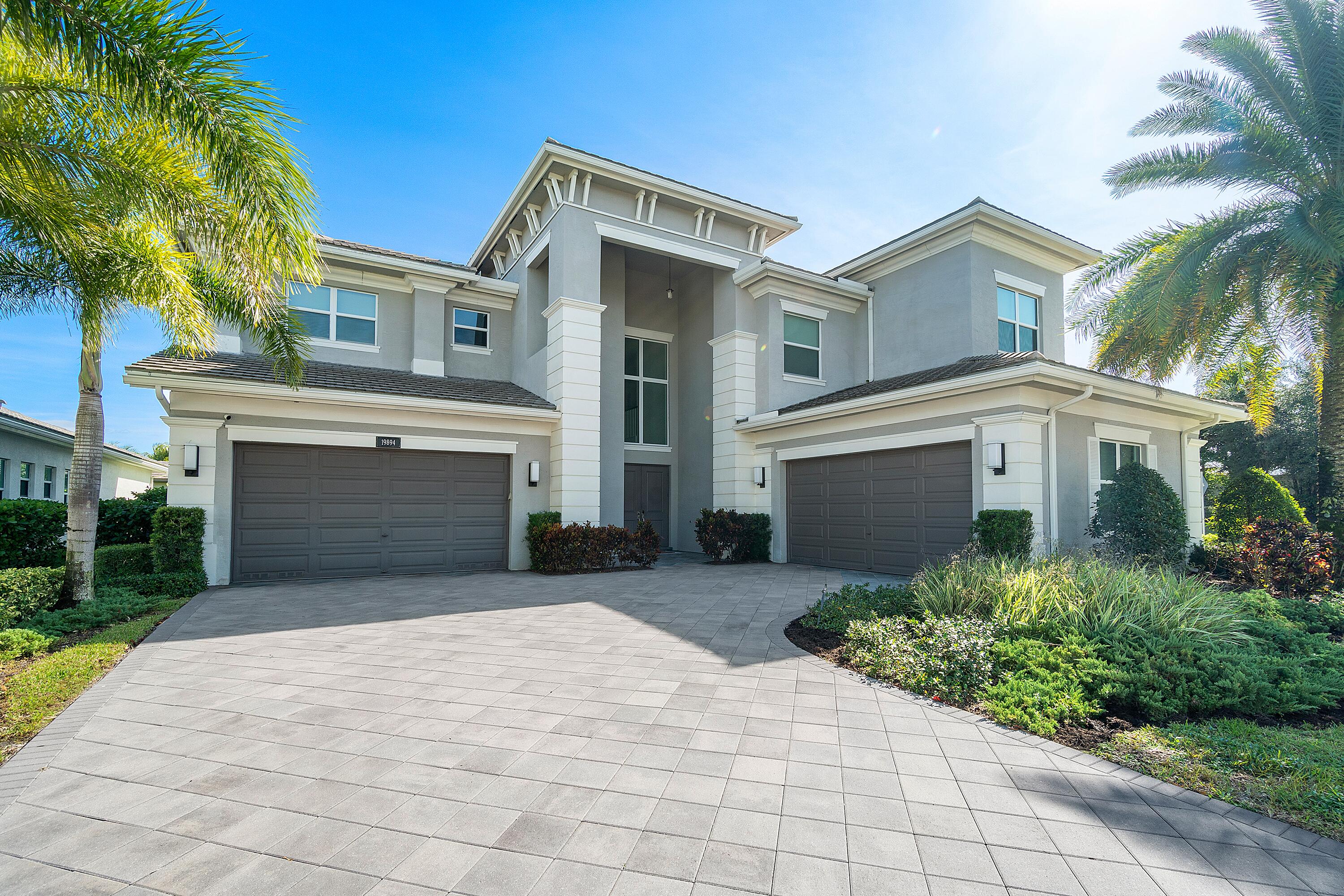 19894 Meadowside Lane