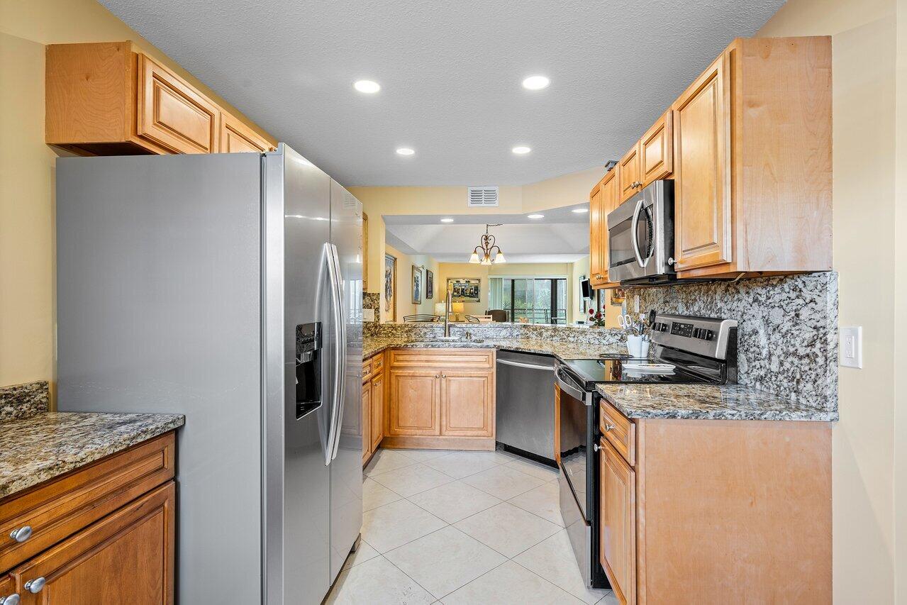 23370 Carolwood Lane 209